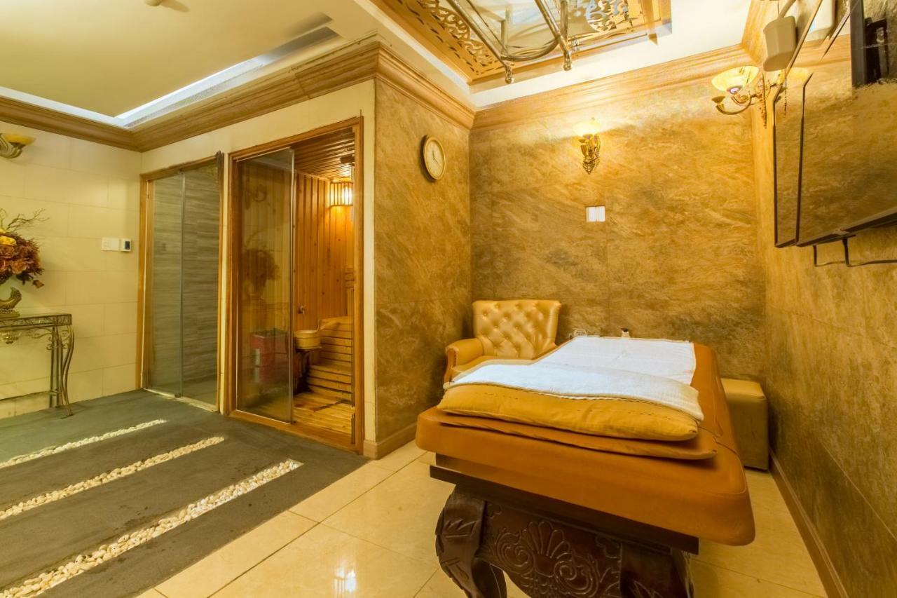 มิง ตัม โฮเต็ล แอนด์ สปา Hotel โฮจิมินห์ซิตี้ ภายนอก รูปภาพ